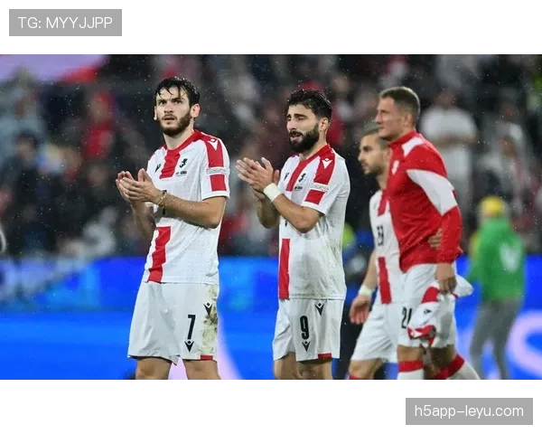 萨尼奥尔持续引领格鲁吉亚足球迈向新辉煌,状态备受瞩目 萨尼奥尔持续引领格鲁吉亚足球迈向新辉煌,状态备受瞩目