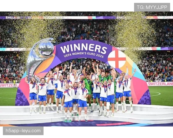 英格兰女足欧洲杯强势回暖，赛场表现引关注